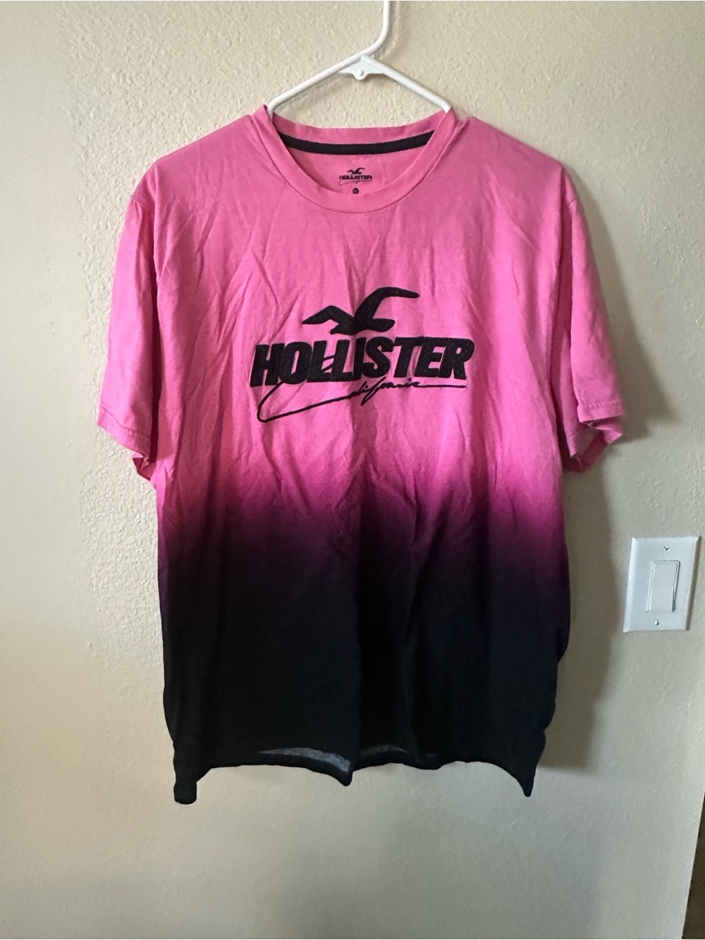 Hollister men's Pink to Black Ombre Logo Tee size XXL/ pre owned excellent 1211